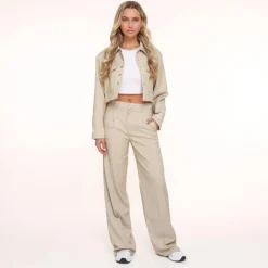 Olivia & Kate Jassen-Beige Studio Cropped-Jasje
