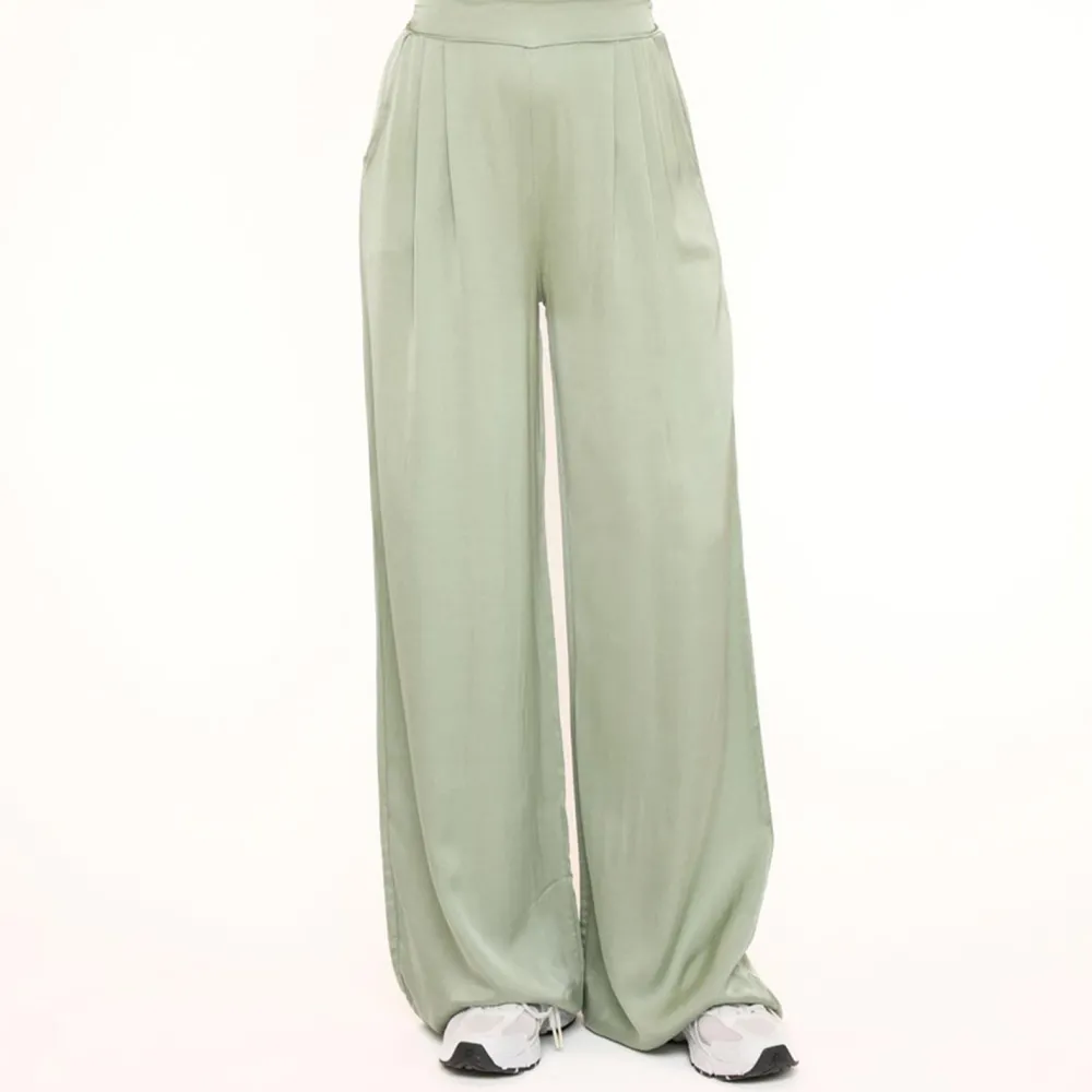 Olivia & Kate Broeken-Mintgroene Tall Satijnen-Broek