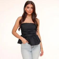 Olivia & Kate Tops-Zwarte Strapless Ruffel-Top