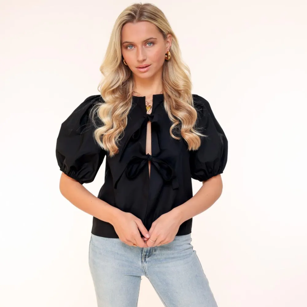 Olivia & Kate Tops-Zwarte Strikjes Korte Pofmouwen-Top